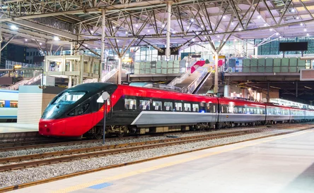Onboard_rail_hero