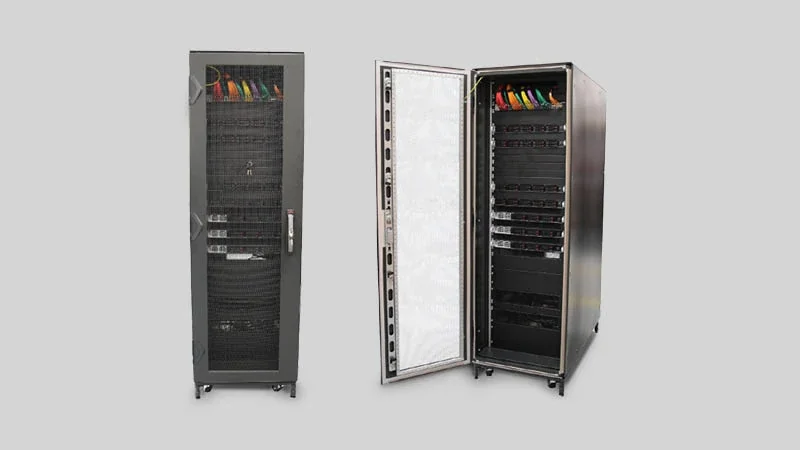 Cabinets Page-CaseStudy-MobilePowerRack