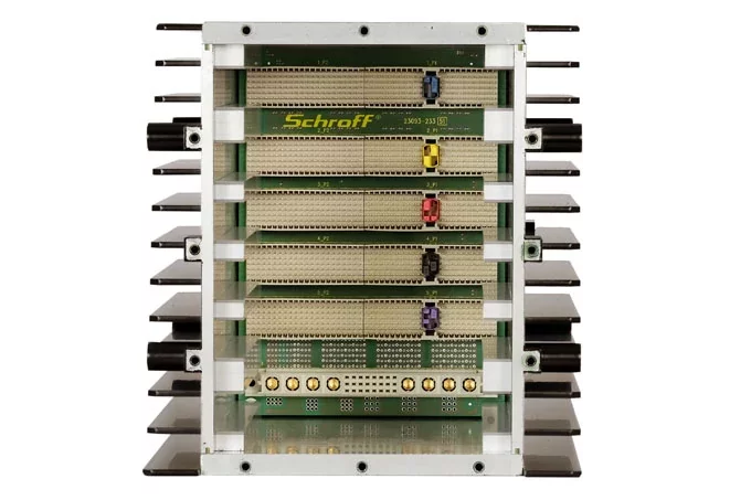 schroff-5-Slot-CPCI-system-front-680px.jpg