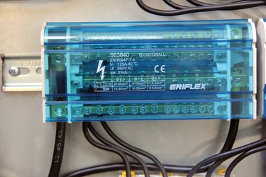 PH38019.png PH38019.jpg image