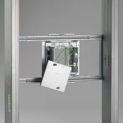 PH41897.png Between stud OBB4 assembly