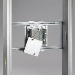 PH41900.png Between stud OBB4 assembly