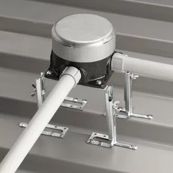 PH42104.png Adjustable Box Support