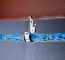 PH35471.png CADDY J-Hook