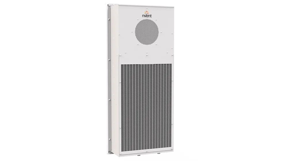 HOFFMAN-3DR-N02949-DoorMountChiller-USEN_chiller_left